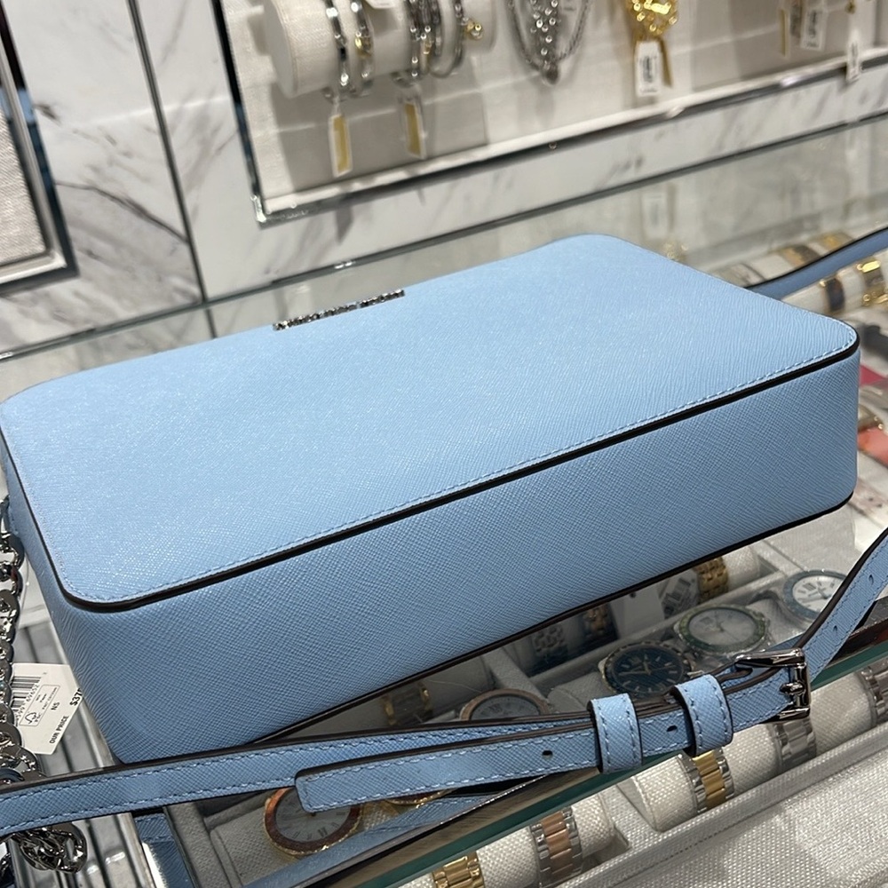 MICHAEL KORS Jet Set Large Saffiano Leather Crossbody Bag
LIGHT SKY
NWT - Picture 14 of 16